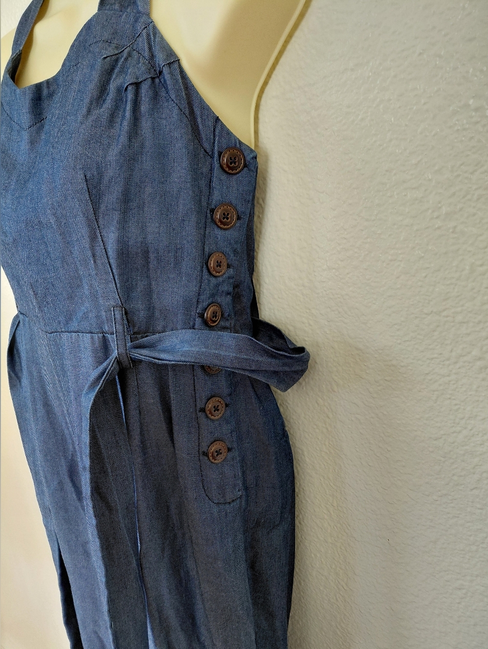 ELEVENSES- By Anthropologie Women's  Sz 6 Denim Look Halter Jumpsuit Blue, Flare - Picture 4 of 12